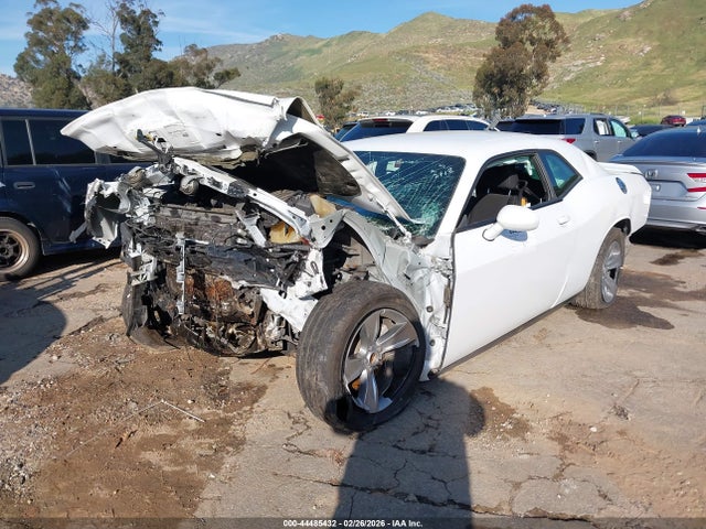 2021 DODGE CHALLENGER 2C3CDZAG4MH547022 Photo 1