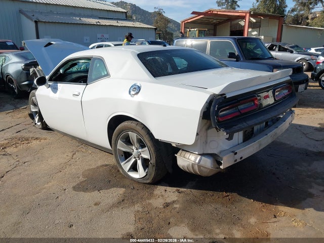 2021 DODGE CHALLENGER 2C3CDZAG4MH547022 Photo 2