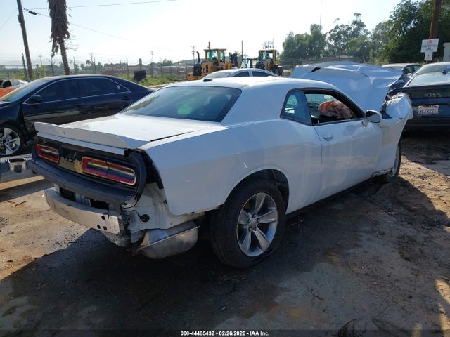 2021 DODGE CHALLENGER 2C3CDZAG4MH547022 Photo 3