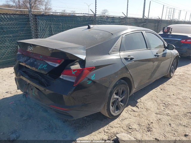 KMHLS4AGXMU105231 Hyundai ELANTRA SEL