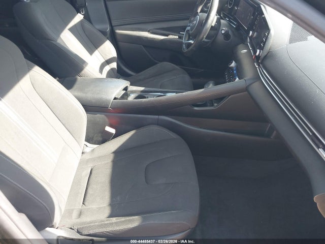 KMHLS4AGXMU105231 Hyundai ELANTRA SEL