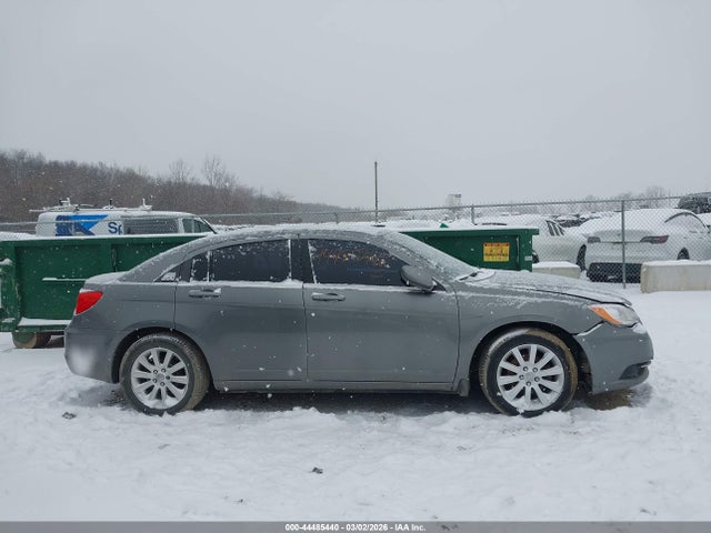 Aukcja sprzedaży 2013 Chrysler 200 Touring, vin: 1C3CCBBB2DN602202, numer aukcji: 44485440