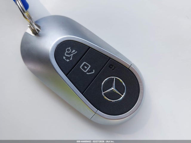 44485442 :رقم المزاد ، W1KAF4HB1PR103066 vin ، 2023 Mercedes-benz C 300 4matic مزاد بيع
