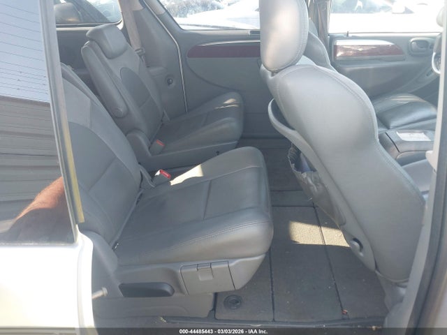Продажа на аукционе авто 2006 Chrysler Town & Country Limited, vin: 2A8GP64L36R619989, номер лота: 44485443
