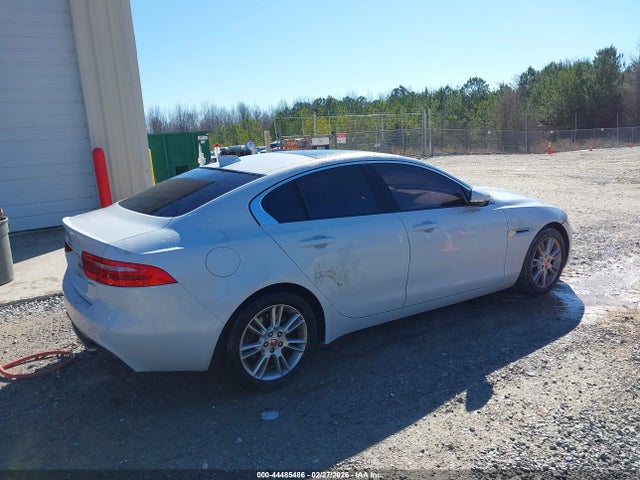 2017 JAGUAR XE SAJAD4BG3HA967249 Photo 3