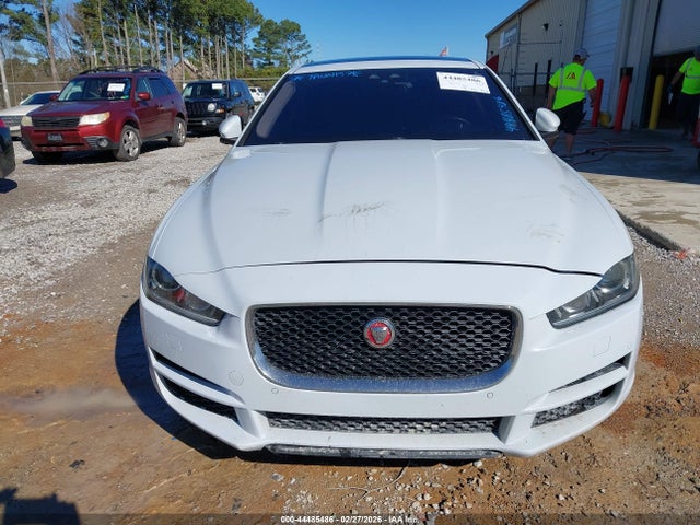 2017 JAGUAR XE SAJAD4BG3HA967249 Photo 5