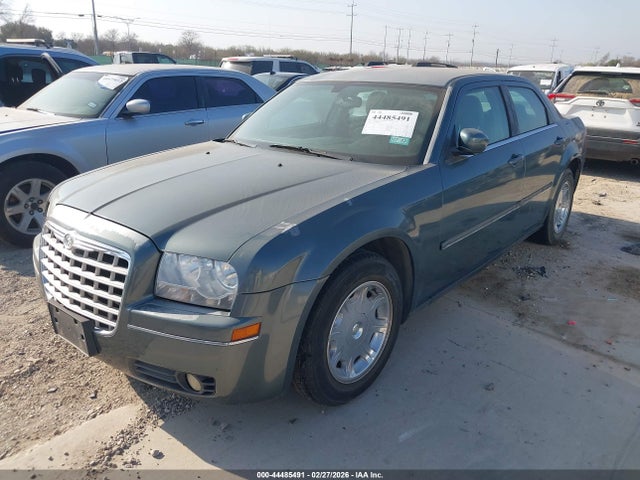 2005 Chrysler 300 Touring მანქანა იყიდება აუქციონზე, vin: 2C3AA53G95H651450, აუქციონის ნომერი: 44485491