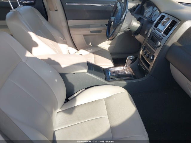 2005 Chrysler 300 Touring მანქანა იყიდება აუქციონზე, vin: 2C3AA53G95H651450, აუქციონის ნომერი: 44485491
