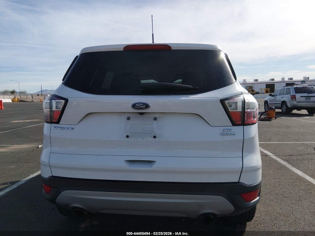 1FMCU0GD3HUE74292 Ford ESCAPE SE