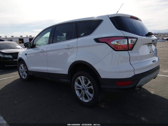 1FMCU0GD3HUE74292 Ford ESCAPE SE