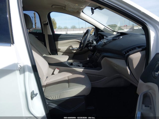 1FMCU0GD3HUE74292 Ford ESCAPE SE