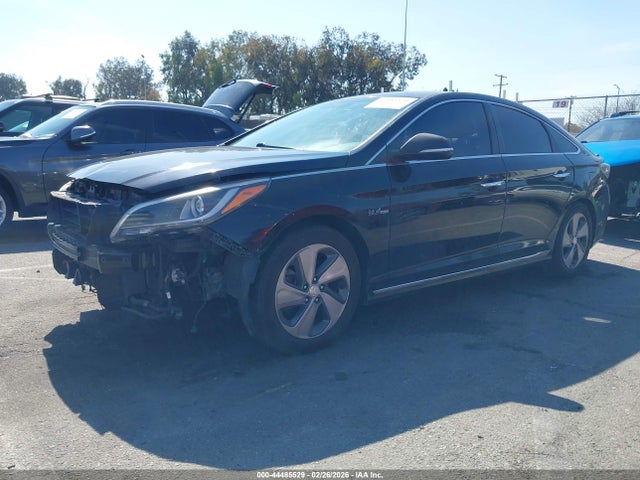 Hyundai Sonata Hybrid Limited 2017 KMHE34L17HA048038 Image 2