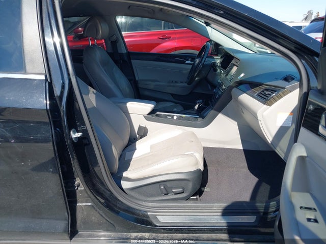 Hyundai Sonata Hybrid Limited 2017 KMHE34L17HA048038 Image 5