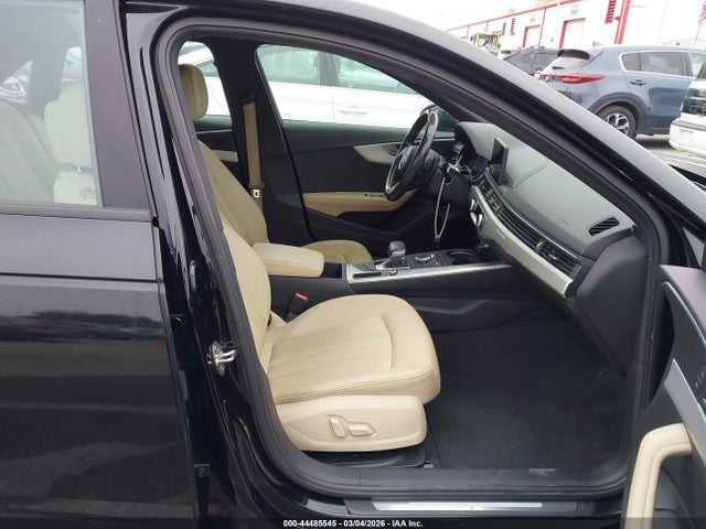 2017 AUDI A4 WAUANAF40HN052097 Photo 4