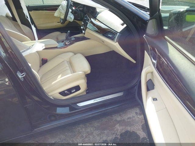 2017 BMW 530I WBAJA5C3XHG896411 Photo 4