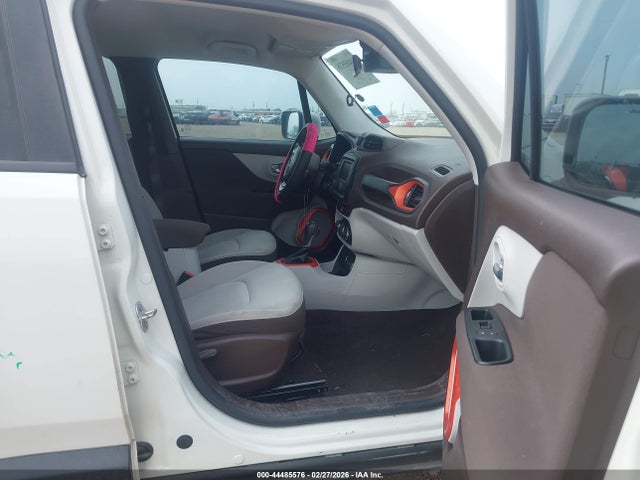 44485576 :رقم المزاد ، ZACCJABT4FPC20073 vin ، 2015 Jeep Renegade Latitude مزاد بيع