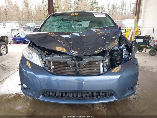 5TDYK3DC2ES456797 Toyota Sienna Xle V6 8 Passenger
