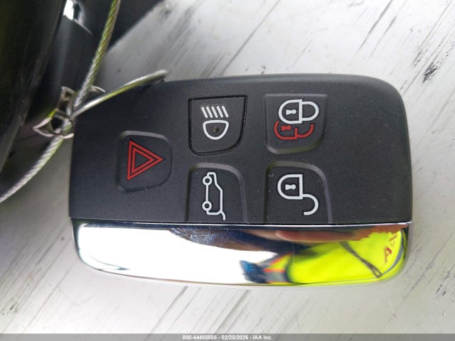 2018 JAGUAR F-PACE SADCJ2FXXJA264224 Photo 10