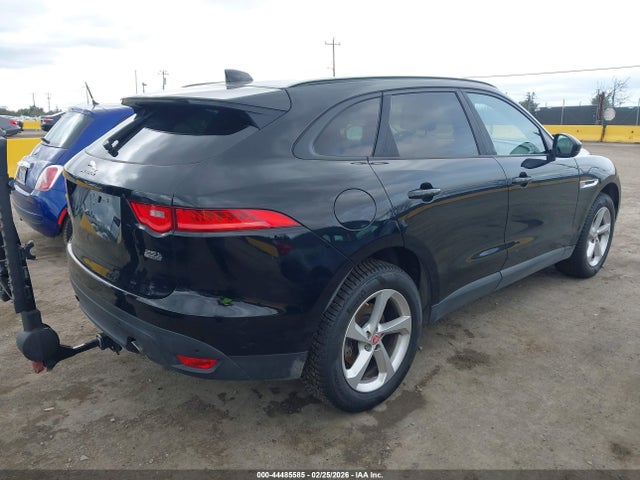 2018 JAGUAR F-PACE SADCJ2FXXJA264224 Photo 3
