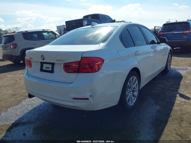 44485635 :رقم المزاد ، WBA8E5G34HNU42826 vin ، 2017 Bmw 320i Xdrive مزاد بيع