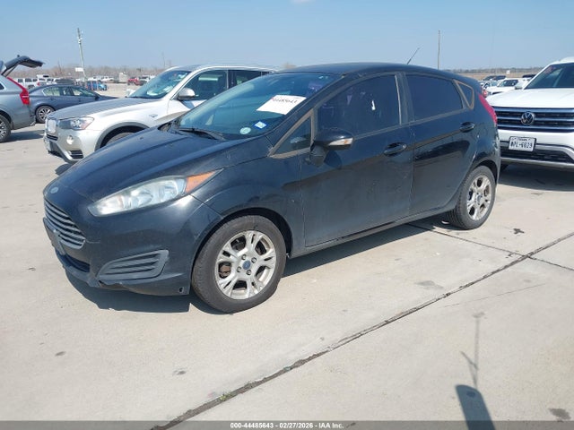 Ford FIESTA SE 2016 3FADP4EJXGM194958 Image 2