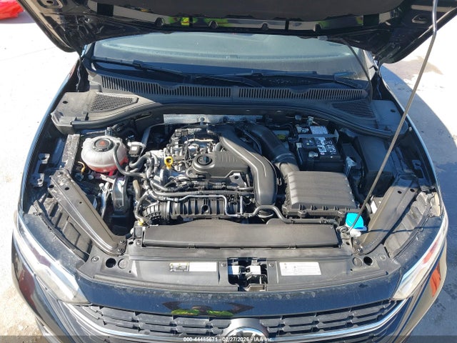 Aukcja sprzedaży 2024 Volkswagen Jetta 1.5t Sport, vin: 3VWBM7BU5RM076990, numer aukcji: 44485671