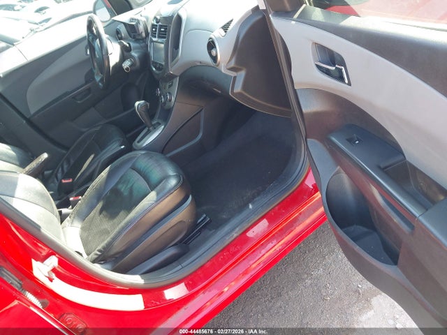 1G1JE5SB1F4106887 Chevrolet Sonic Ltz Auto