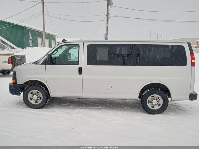1GAWGEFFXG1315609 Chevrolet Express 2500 Ls