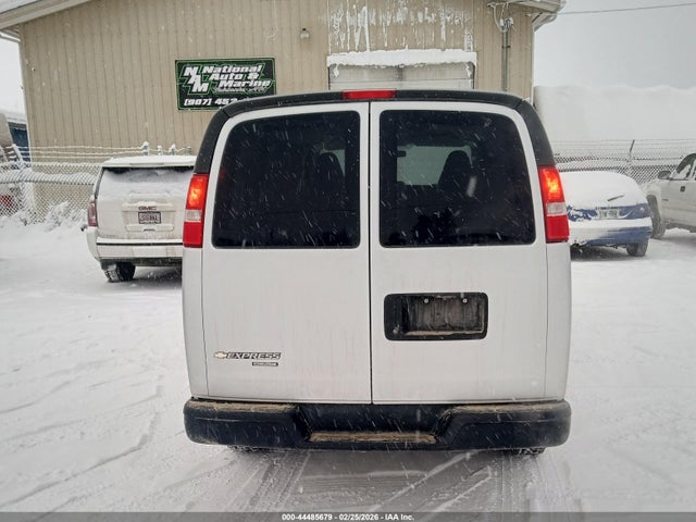 1GAWGEFFXG1315609 Chevrolet Express 2500 Ls