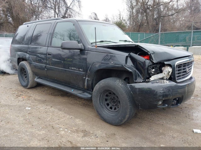 2000 CADILLAC ESCALADE 1GYEK63RXYR217327