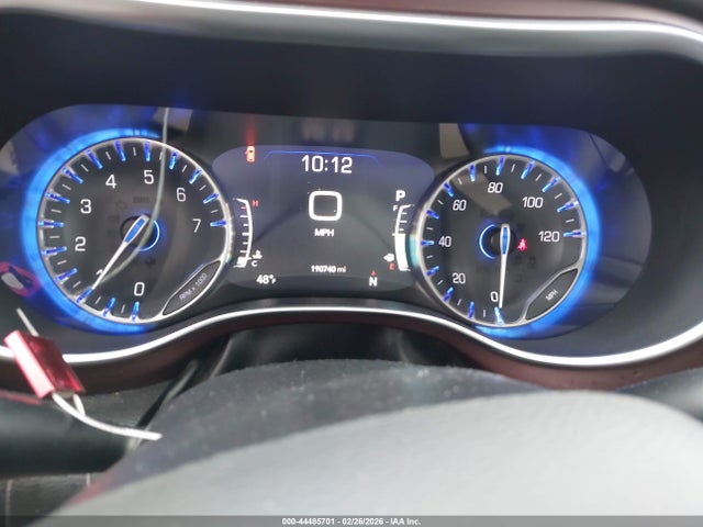 2020 Chrysler Pacifica Limited მანქანა იყიდება აუქციონზე, vin: 2C4RC1GG3LR151318, აუქციონის ნომერი: 44485701