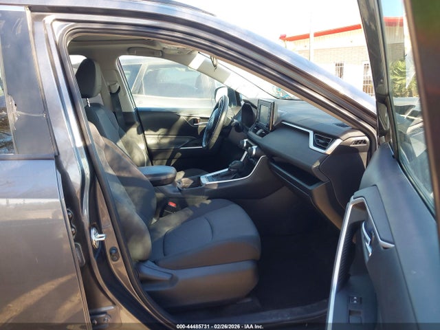 2020 TOYOTA RAV4 2T3P1RFV5LC069299 Photo 4