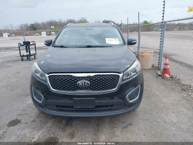 5XYPG4A34HG200945 KIA Sorento 2.4l Lx