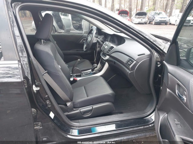 Aukcja sprzedaży 2015 Honda Accord Lx, vin: 1HGCR2F34FA249017, numer aukcji: 44485742