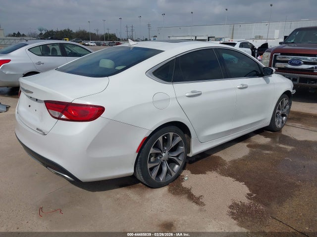 2015 Chrysler 200 C მანქანა იყიდება აუქციონზე, vin: 1C3CCCEG7FN643117, აუქციონის ნომერი: 44485839