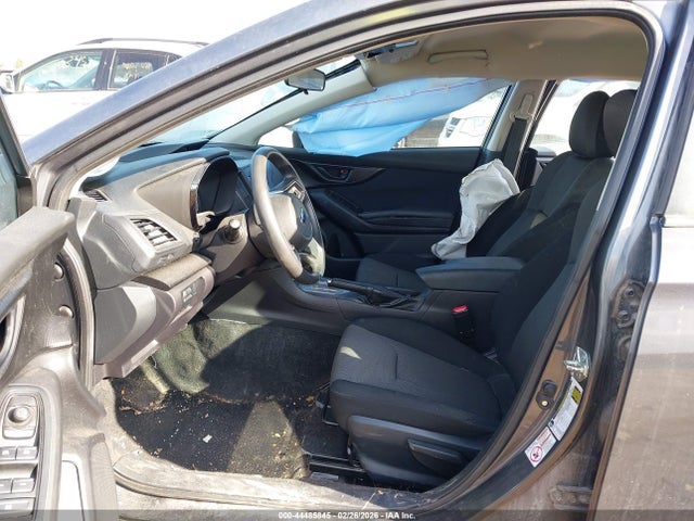 44485845 :رقم المزاد ، 4S3GTAA67J3749411 vin ، 2018 Subaru Impreza 2.0i مزاد بيع