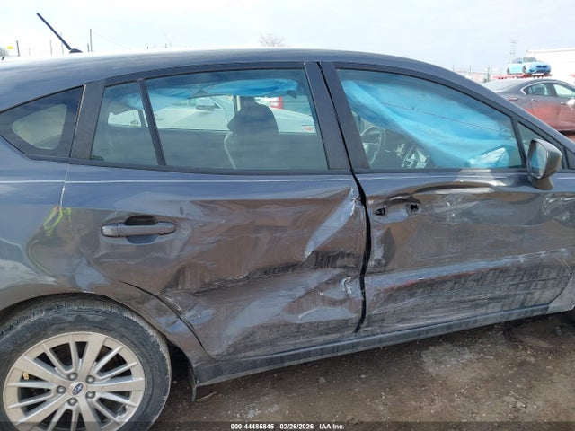 44485845 :رقم المزاد ، 4S3GTAA67J3749411 vin ، 2018 Subaru Impreza 2.0i مزاد بيع