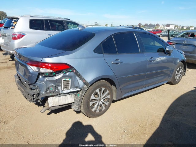 Toyota Corolla Hybrid Le 2022 JTDEAMDE2NJ048214 Image 4
