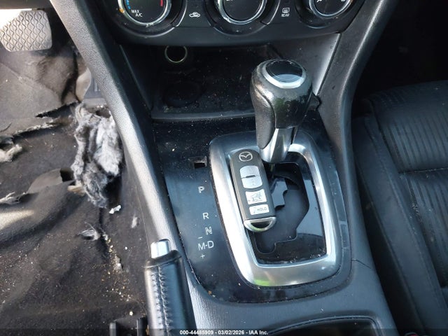 JM1GJ1U67E1141083 Mazda Mazda6 I Sport