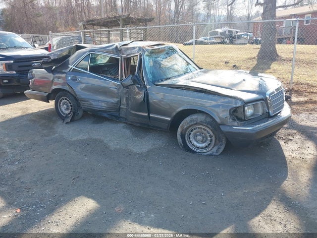 1983 MERCEDES-BENZ 300 WDBCB20A5DB043673