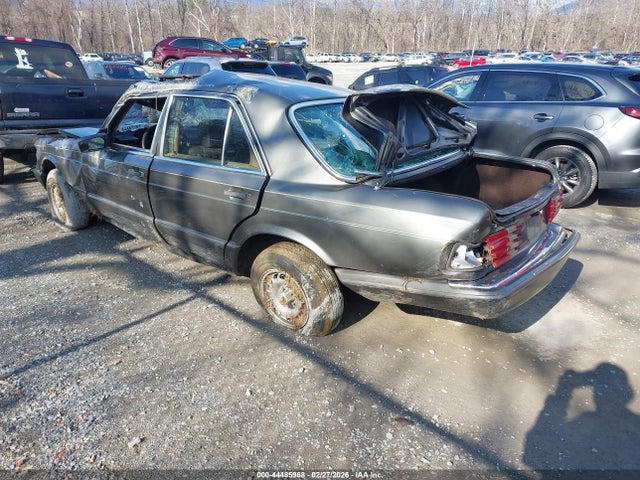 1983 MERCEDES-BENZ 300 WDBCB20A5DB043673 Photo 2