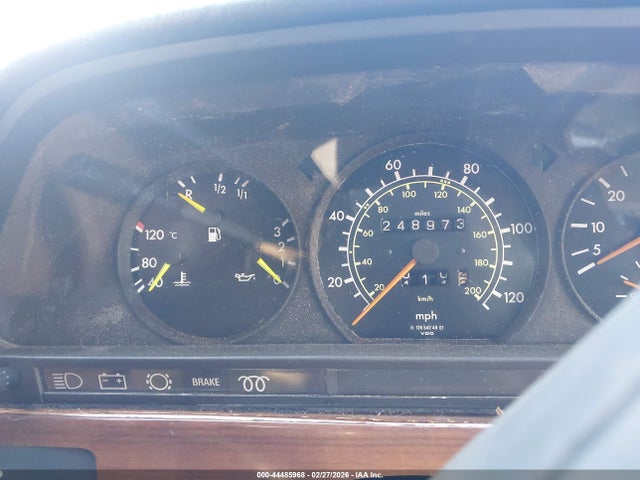 1983 MERCEDES-BENZ 300 WDBCB20A5DB043673 Photo 6