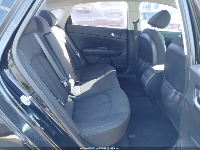 5XXGT4L31GG043127 KIA Optima Lx