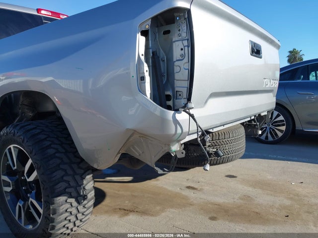 5TFRY5F15HX225966 Toyota Tundra Sr5 5.7l V8
