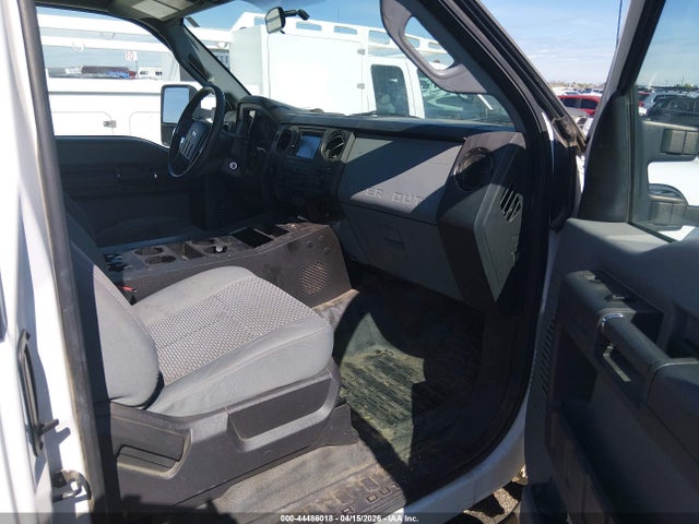 Ford F-450 Chassis Xl 2015 1FD9X4HT4FEA04732 Image 5