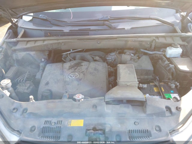 5TDZZRFH8KS302313 Toyota Highlander Le Plus