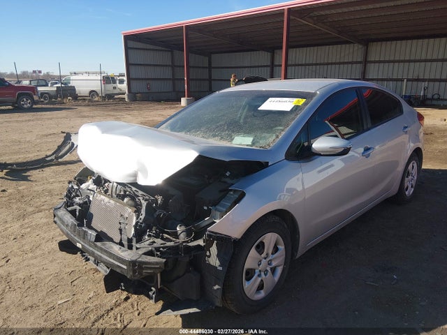 44486030 :رقم المزاد ، KNAFX4A68F5435891 vin ، 2015 Kia Forte Lx مزاد بيع