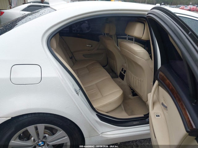 Продаж на аукціоні авто 2010 Bmw 528i, vin: WBANU5C53AC124744, номер лоту: 44486042