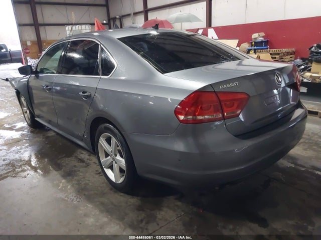 Продаж на аукціоні авто 2015 Volkswagen Passat 1.8t Limited Edition, vin: 1VWAT7A38FC121280, номер лоту: 44486061