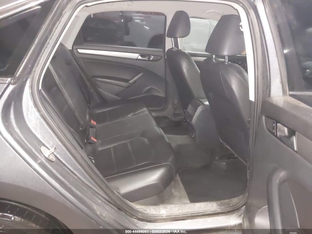 Продаж на аукціоні авто 2015 Volkswagen Passat 1.8t Limited Edition, vin: 1VWAT7A38FC121280, номер лоту: 44486061